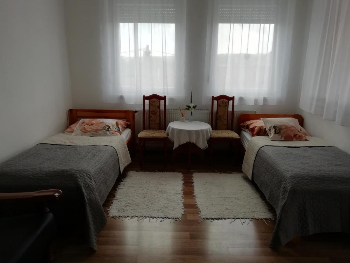 Vadasztanya Fogado Apartment Egerszalók Exterior foto