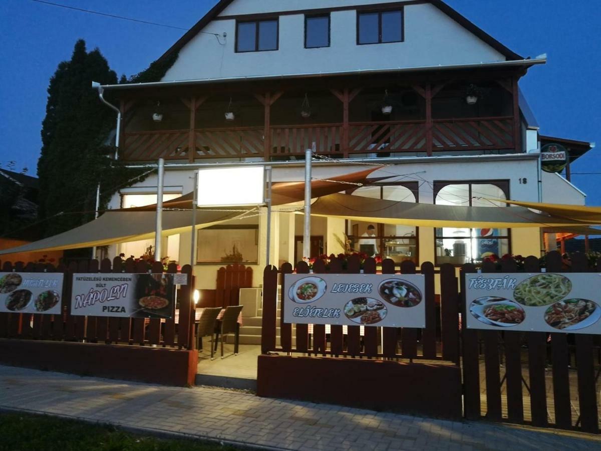 Vadasztanya Fogado Apartment Egerszalók Exterior foto